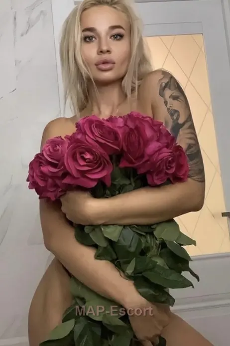 Kiss, profile photo 2 of 3